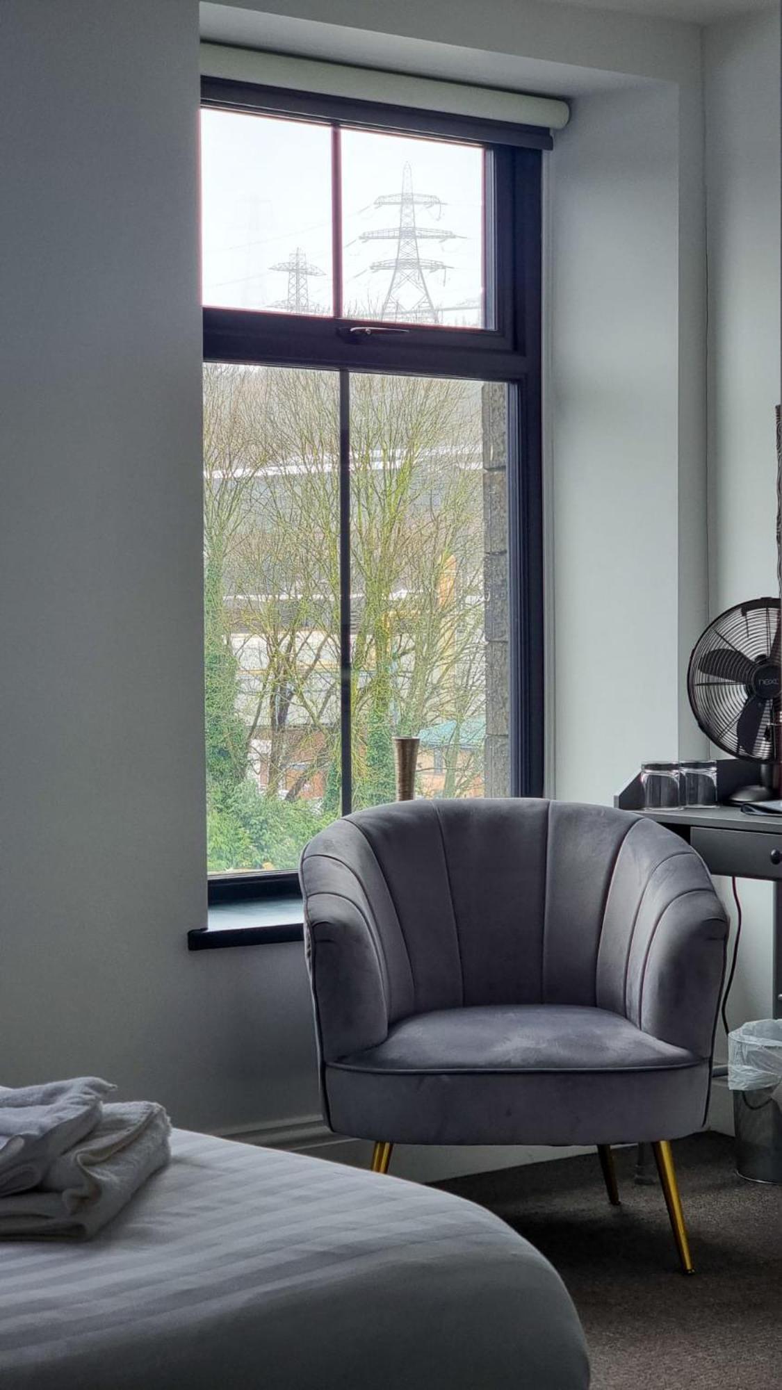 The Friendship Hotel Stocksbridge  외부 사진