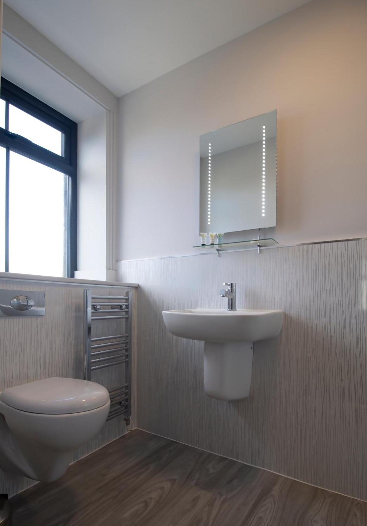 The Friendship Hotel Stocksbridge  객실 사진